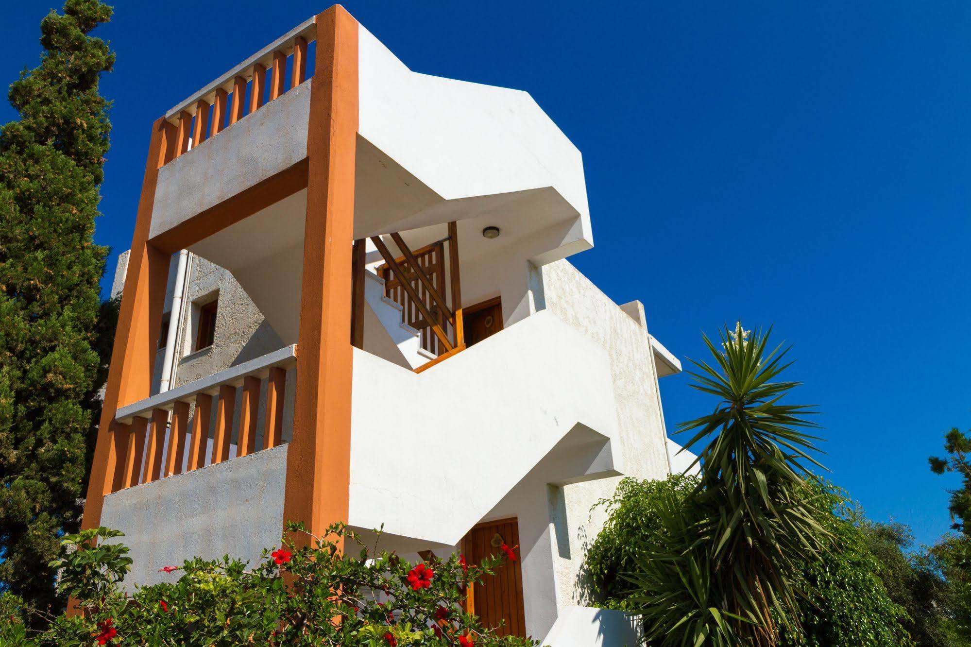 Ideal Hotel Kokkini Hani エクステリア 写真
