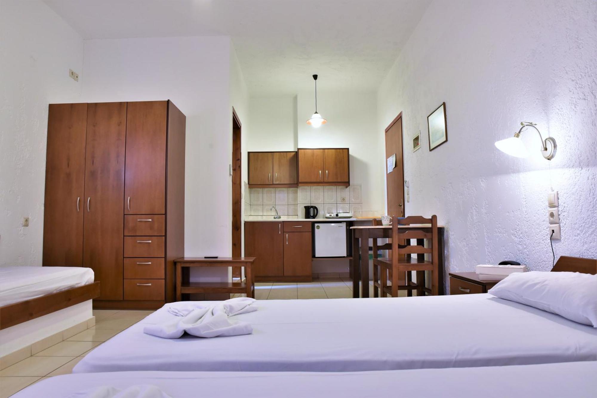 Ideal Hotel Kokkini Hani エクステリア 写真